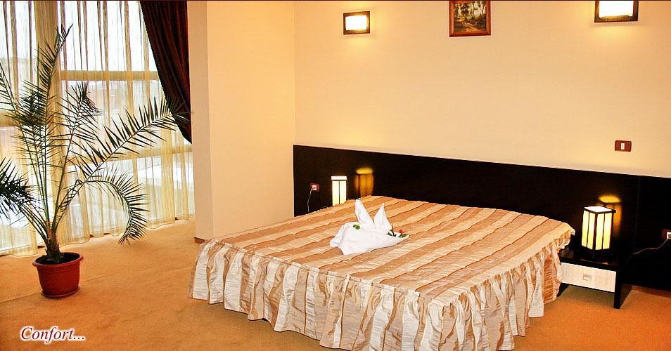 Hotel Palace Targu Jiu Room photo